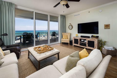 Bella Riva 201 Large Gulf Front condo House in Okaloosa Island