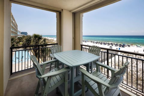 Bella Riva 201 Large Gulf Front condo House in Okaloosa Island