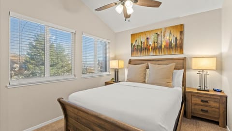 NEW Cityside Stay 3BR Family Retreat Near DT with Patio House in Reno