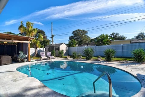 Property building, Patio, Swimming pool