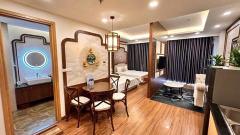TV and multimedia, Living room, Seating area, Dining area, Evening entertainment, Guests