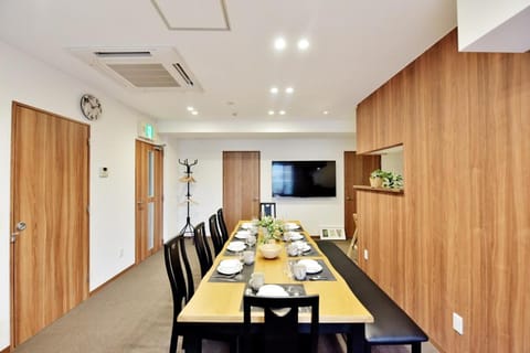 TV and multimedia, Living room, air conditioner