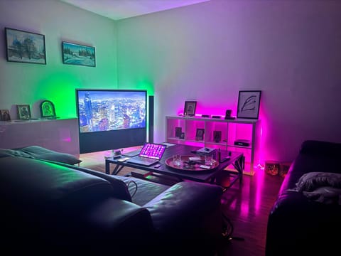 Living room, Evening entertainment