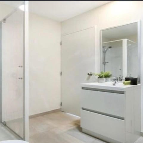 Cozy Ensuite Room Vacation rental in Auckland