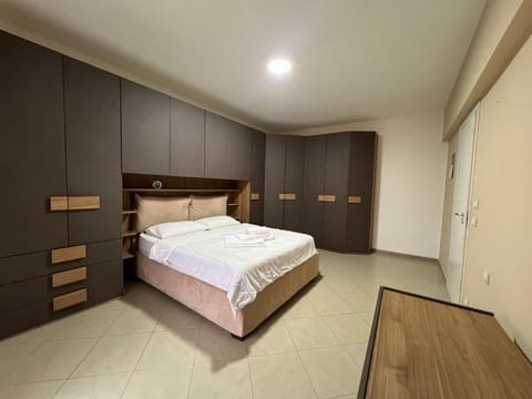 Bed, Bedroom, wardrobe