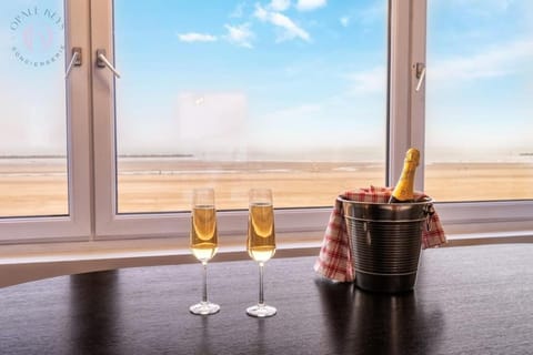 Le Luxe Malouin - Vue Mer - 2 Ch - Balneo - Garage Apartment in Dunkirk