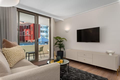 Dolce Vita Apartments by Propr Apartment in Sea Point