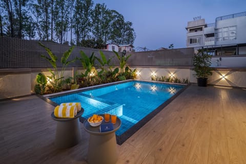 Pool view, Swimming pool, Swimming pool