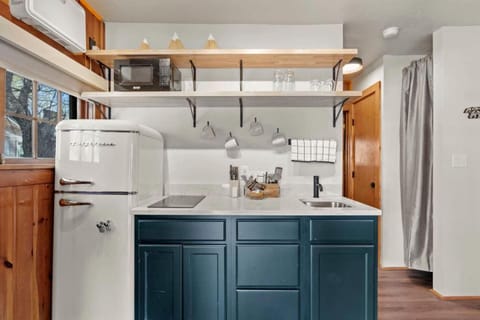 Inviting Rustic Cabins with Outdoor Gathering Areas near Garden of the Gods in Colorado Springs, Colorado Cabin in Colorado Springs