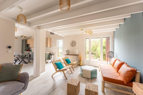 Property building, Living room