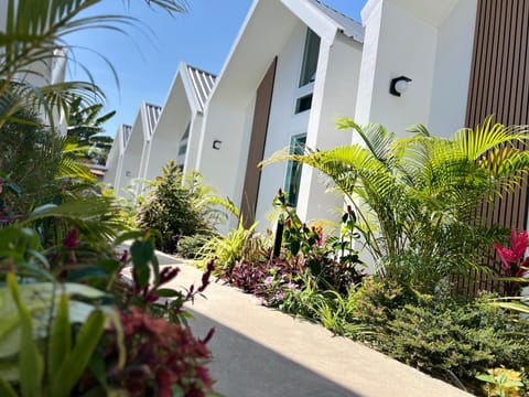 Property building, Garden view