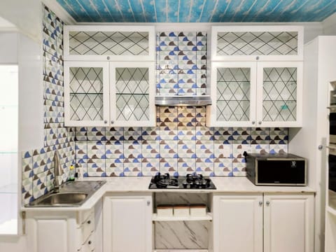 African Dawn Bed and Breakfast in Cape Town