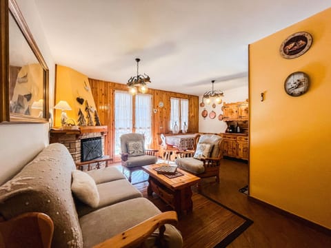 Rifugio delle Cascate - Poluc Apartments Bilocale Apartment in Champoluc