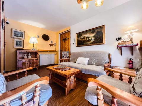 Rifugio delle Cascate - Poluc Apartments Bilocale Apartment in Champoluc