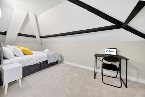 Modern 2BR - Free Parking - Central Apartment in Cardiff