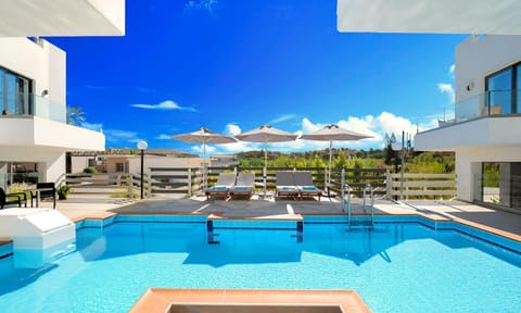 Property building, Patio, Day, Natural landscape, View (from property/room), Balcony/Terrace, Pool view, Swimming pool, sunbed