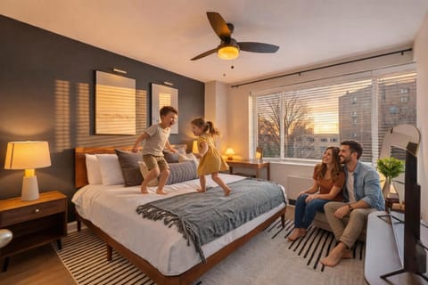People, Bedroom, group of guests, Family