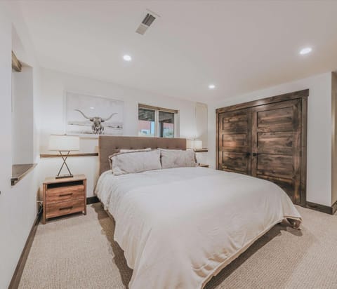 Sunrise Lookout on Carpenter Lake House in Idaho