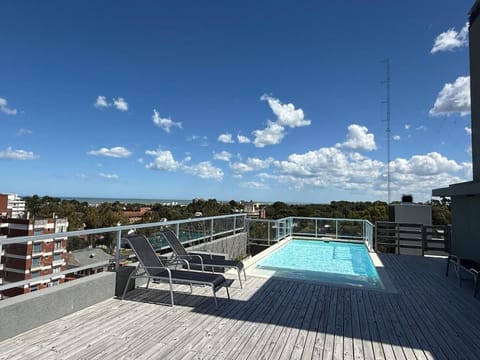 Balcony/Terrace, Swimming pool