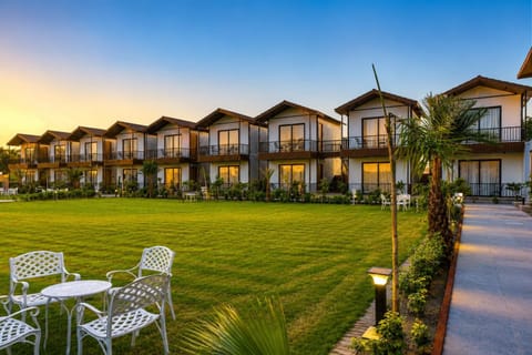 Property building, Garden view