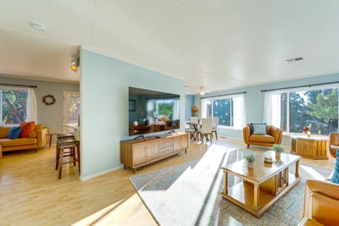 Walk to Trails! West Sedona Retreat with Deck and Yard House in Sedona