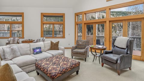 Intrepid Retreat House in Beaver Creek