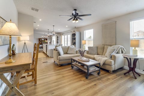 Scenic Sandia Mtn Views! Cozy Rio Rancho Retreat House in Rio Rancho