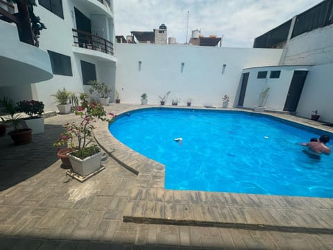 Property building, Swimming pool