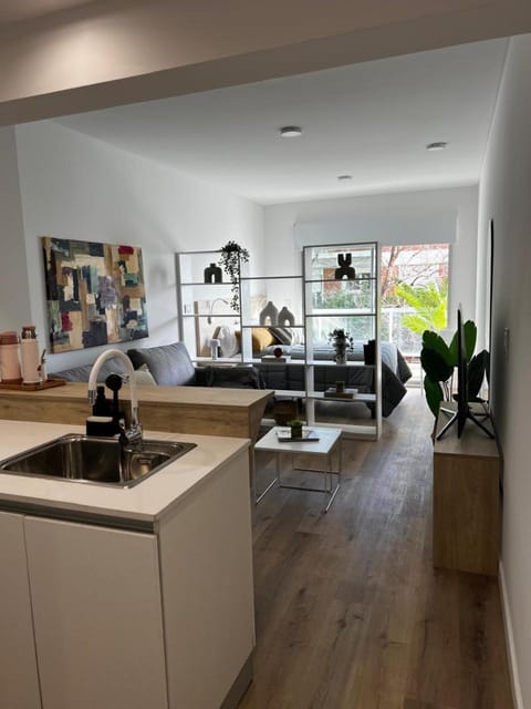 Kitchen or kitchenette, Living room, Seating area