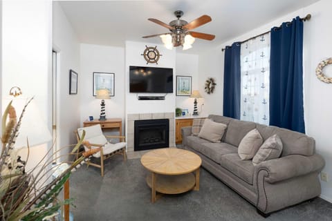 Lighthouse Lookout Apartment in Oceano