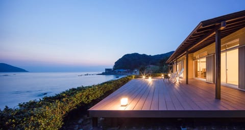Property building, View (from property/room), Balcony/Terrace