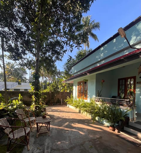 Property building, Garden, Garden view