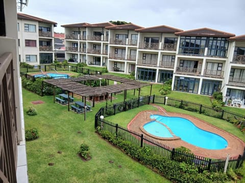 Property building, Garden, Swimming pool