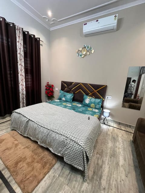 Gaurav's 1bhk in malviya nagar near Jaipur Airport Apartment in Jaipur