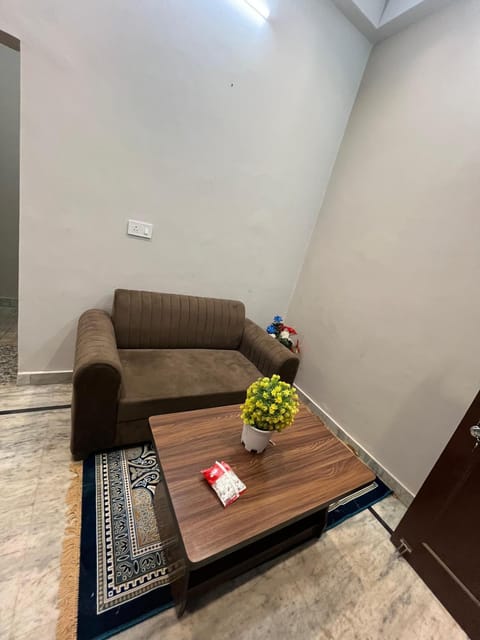 Gaurav's 1bhk in malviya nagar near Jaipur Airport Apartment in Jaipur