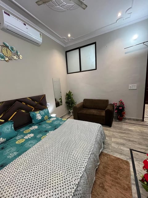 Gaurav's 1bhk in malviya nagar near Jaipur Airport Apartment in Jaipur