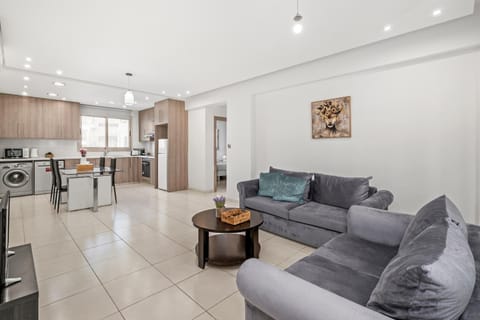 Living room, Seating area, Dining area, dishwasher, oven, stove