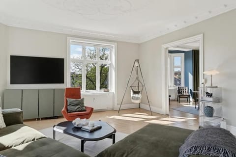 Charming Luxury Flat Nørrebro I Super Rare Find Apartment in Frederiksberg