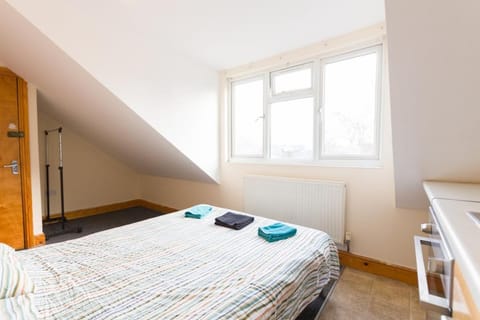 Pebbles Guest House - Flat 7 Apartment in Southampton