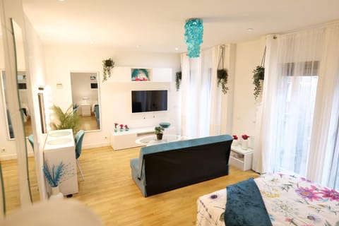 Communal lounge/ TV room, Seating area