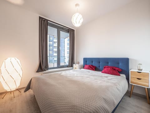 Bed, Living room, Photo of the whole room, Bedroom