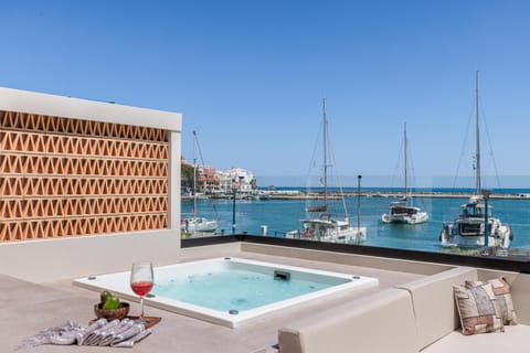 Hot Tub, View (from property/room), Balcony/Terrace