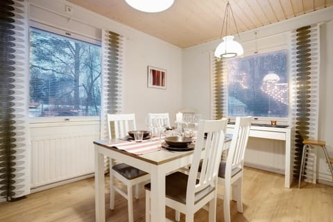 Kitchen or kitchenette, kitchen