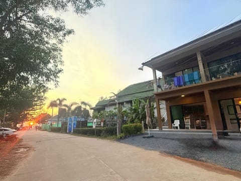 Pure Sand Lanta Resort Resort in Sala Dan