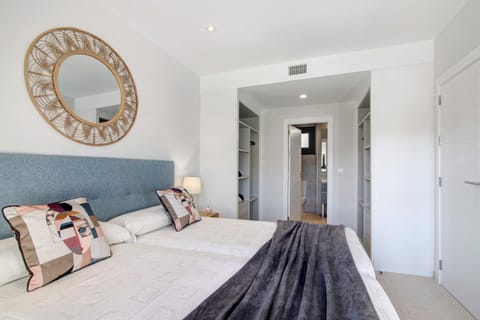 Living room, Bedroom