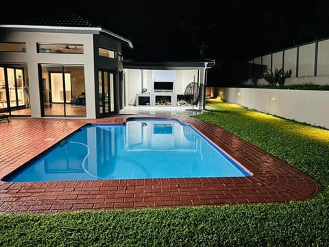 Property building, Pool view, Swimming pool