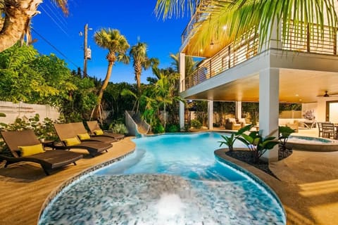 Summer Shores Estate House in Lido Key