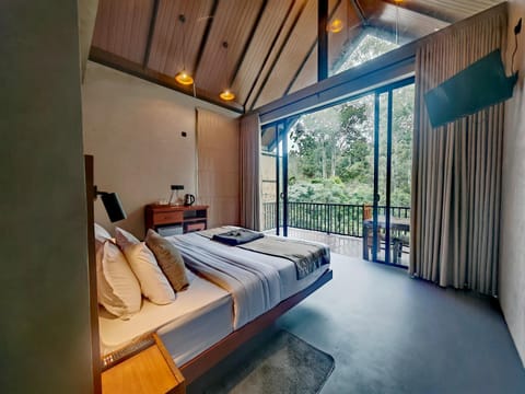 TV and multimedia, View (from property/room), Balcony/Terrace, Living room, Bedroom, Garden view, minibar
