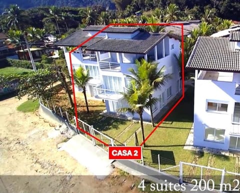 Property building, Patio, Day, Bird's eye view, Garden view, Street view