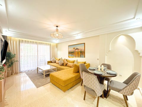 TV and multimedia, Living room, air conditioner